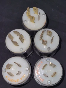 Nema L14-20P, 20Amp, 125/250V, 3P, 4W, Verschlussstecker, Industriequalität - Bild 1 von 1