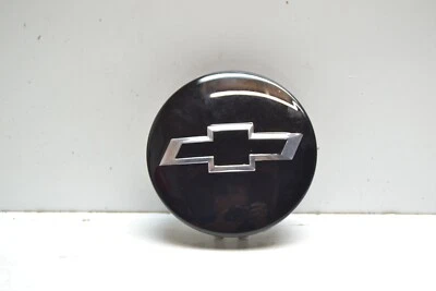 Chevrolet Silverado Tahoe 2014-2024 tapa central negra 84388541 con ruedas de 22" Foto 1 de 3