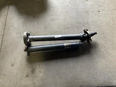 04-06 Mercedes-Benz R230 SL500 Rear Drive Shaft Driveshaft N Foto 1 de 4