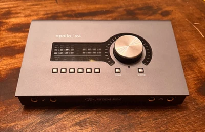Universal Audio Apollo x4 gen1 + grande collezione plugin! Come Nuovo! - Immagine 1 di 4