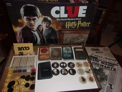 Harry Potter CLUE Board Game -2018 VERSION open / lightly played - Image 1 of 3
