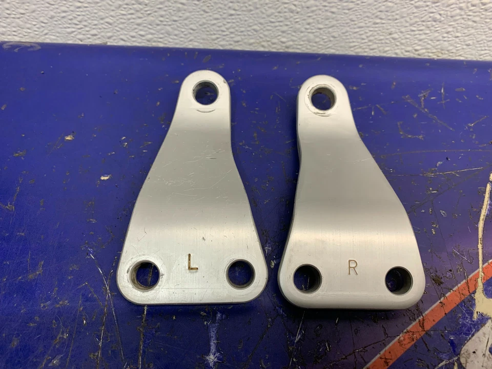 OEM Engine Mount Plates  Suzuki LTZ400 LT-Z400     Kawasaki KFX400   2003-2013 - Изображение 1 из 1