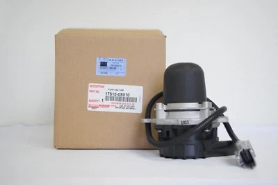 正品丰田雷克萨斯苔原红杉 LX570 烟雾气泵 Assy 17610-0S010 原始设备制造商  — 第 1/2 张图片