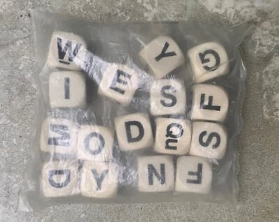 Dados de repuesto vintage Boggle Letter - Parker Brothers Foto 1 de 2