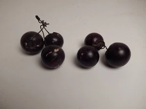 Vintage Italian Alabaster Stone Fruit Dark Purple Bing 6 Cherries- 2 Bunches - Picture 1 of 1