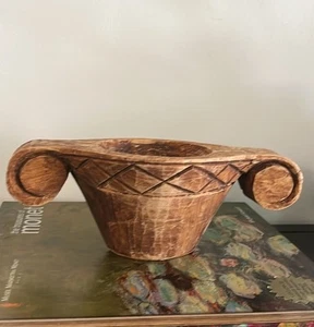 Portacandele in legno intagliato a mano - Foto 1 di 4