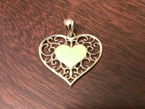14K YELLOW GOLD POLISHED FILIGREE HEART PENDANT/CHARM  (1.3 GRAMS - 1 INCH) - Picture 1 of 5