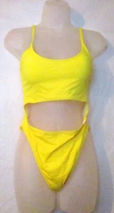 Meyeeka 1-teiliger Badeanzug mit Cut-Outs Schnürung hinten gelb Gr. M Neu - Bild 1 von 4