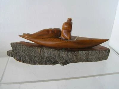 Primitive Vintage Carved Wood Eskimo Inuit with Walrus on Boat hunting 11"x3"x9" - Image 1 of 4