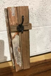 Hand made and carved hanger reclaimed teakwood - Picture 1 of 3
