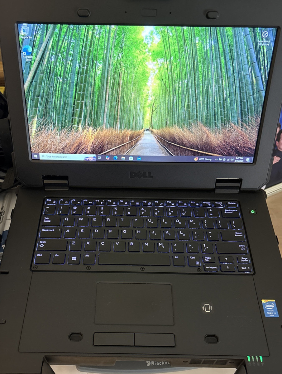 Dell Intel Core i7 6th Gen. PC Laptops & Netbooks 256 GB SSD Dell Intel Core i7 6th Gen. PC Laptops & Netbooks 256 GB SSD