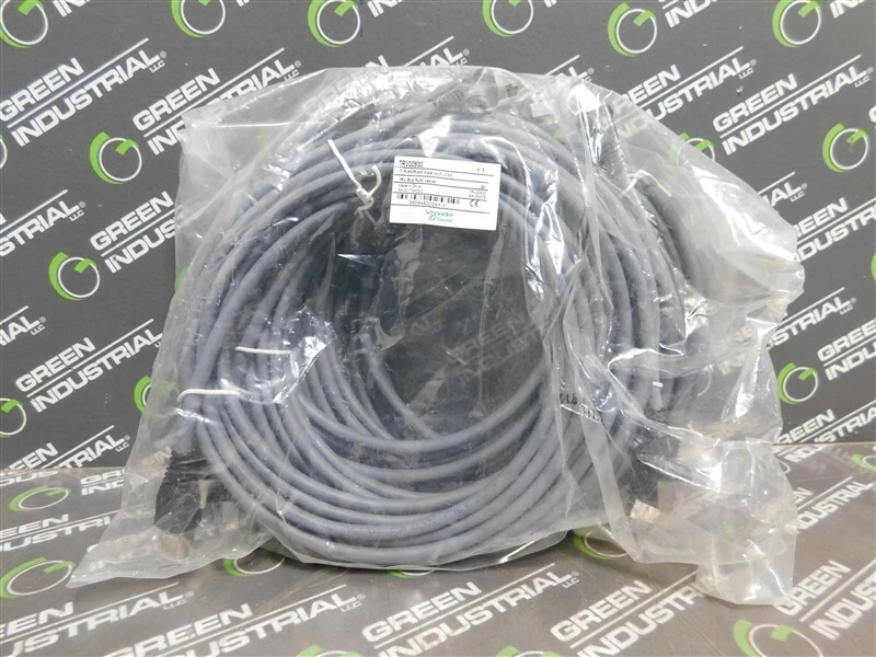 NUEVO Bolsa de 5 cables macho Schneider Electric TRV00830 RJ45/RJ45 3 metros  Foto 1 de 3