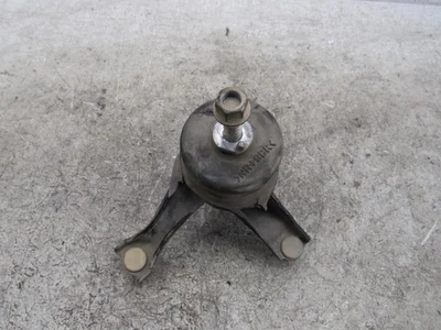 2018 Lexus Es300H hybrid left driver engine motor mount bracket support OEM - Image 1 of 4