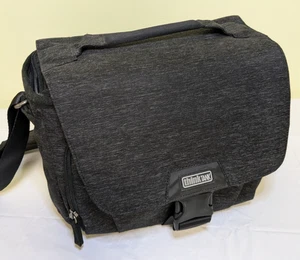 Think Tank Vision 10 Camera Bag w/ Shoulder Strap - Picture 1 of 7
