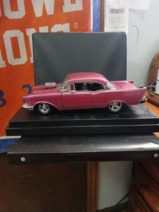 ERTL 1957 ROSA CHEVY BEL AIR TECHO RÍGIDO 1:18 DIECAST MODELO COCHE LUCES Y SONIDOS - Imagen 1 de 8