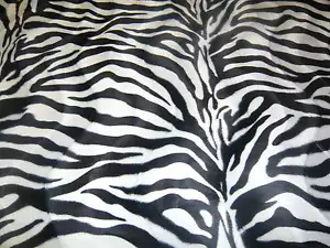 Tela/material velboa de terciopelo de piel sintética con estampado animal - cebra blanca y negra - Imagen 1 de 1