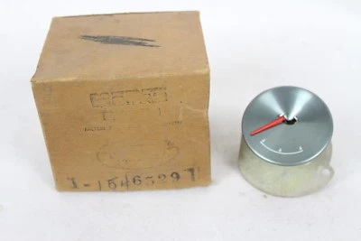 Nuevo de Lote Antiguo Nuevo en Caja Fabricante Original Mopar 1954 Desoto Medidor de Combustible Firedome Powermaster 1546529 Foto 1 de 4