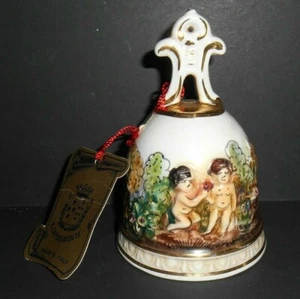 R. Capodimonte Hand paint Bell with Cherubs Naked with original Label Italy - Picture 1 of 3