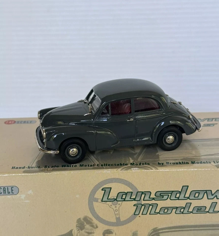 LANSDOWNE LDM33 1952 MORRIS MINOR SERIES 11 2 DOOR 1/43 SCALE. - Image 1 of 4