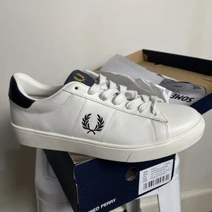 Fred Perry Spencer Leather Sneakers – White US 8 – Brand New Porcelain - Picture 1 of 6