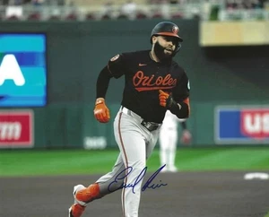 Signed 8x10 EMMANUEL RIVERA  Baltimore Orioles Autographed photo -  COA - Picture 1 of 1