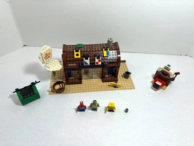 LEGO SpongeBob: Krusty Krab 3825 (2006) Retired. - Image 1 of 4