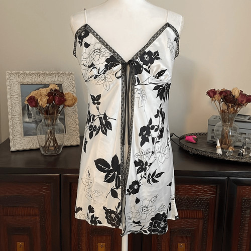 UNDERCOVER Abito slip anteriore aperto Victoria's Secret 2012 taglia large