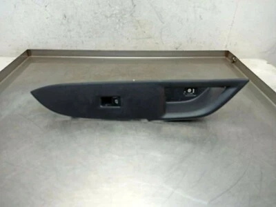 Interruptor de control de ventana de puerta Mitsubishi Outlander 2015-2020 N/S/F 7221C035ZZ Foto 1 de 4