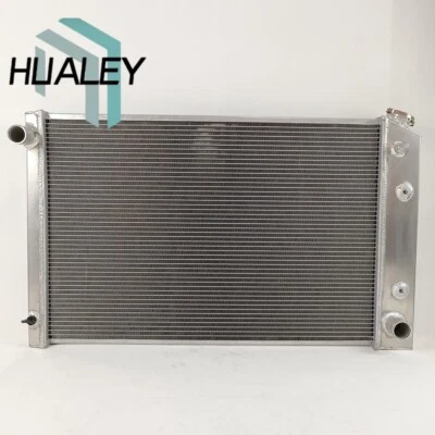 Radiador de aluminio para camioneta Chevy/GMC C/K C10 C20 C30 K10 1978-1991 CC716 Foto 1 de 4