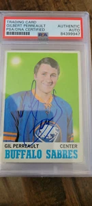 1970-71 TOPPS SIGNED ROOKIE CARD GILBERT GIL PERREAULT BUFFALO SABRES PSA # 131 - Picture 1 of 1