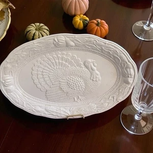LK NW Large A. Santos 8102 Embossed Ceramic Turkey Serving Platter Portugal - Picture 1 of 4