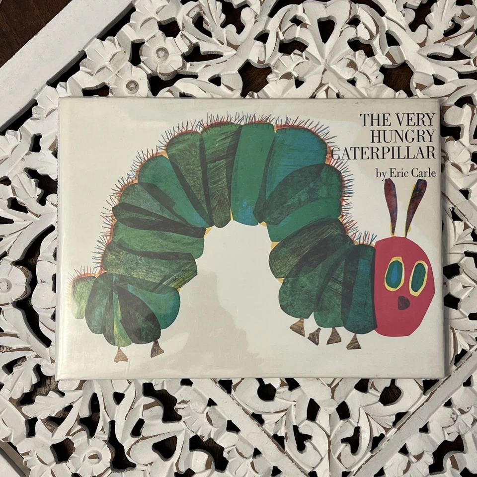 Very Hungry Caterpillar Eric Carle First Philomel Edition Reinforced HCDJ 1981 - Image 1 of 4