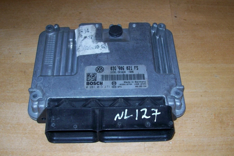 Centralina VW Eos 2.0 TDI BMM 03G906021FS 0281013171 EDC16U34 05/2006 - Immagine 1 di 1