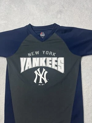 Majestic Yankee's T Shirt Kids Size medium Activewear sports Stretch Baseball - Image 1 of 4