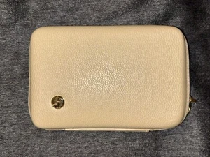 Giorgio Armani X EVA Airlines AMENITY KIT for Business Class - Picture 1 of 8