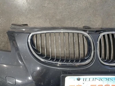 Parrilla superior derecha usada se adapta a: BMW 535I 2008 parachoques superior montado derecha superior Gra Foto 1 de 4