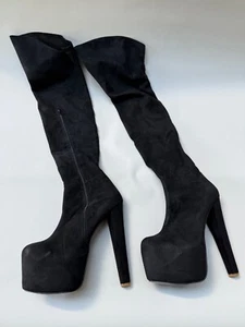 TAJNA CLUB Mega High Heels Overknee Stiefel Faux Suede - schwarz - NEU - Gr. 42 - Bild 1 von 4