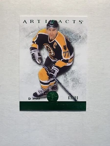 Ray Bourque 2012-13 UD Upper Deck Artefatti Smeraldo /99 Bruins #77 HOF - Foto 1 di 1