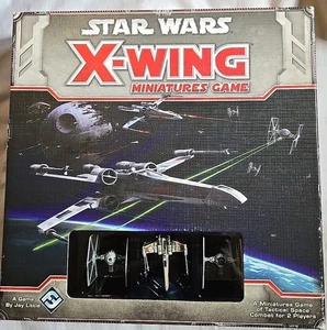 Fantasy Flight Star Wars X-Wing STARTER SET Neu Originalverpackt Nicht Geöffnet - Bild 1 von 2