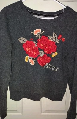 Sudadera ABERCROMBIE & FITCH Floral Bordada Manga Larga Gris Talla L Foto 1 de 4