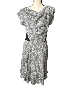 Betsey Johnson Dress Gray & White Floral Print Pleated  Cowl Neck Back Zipper 14 - Picture 1 of 8