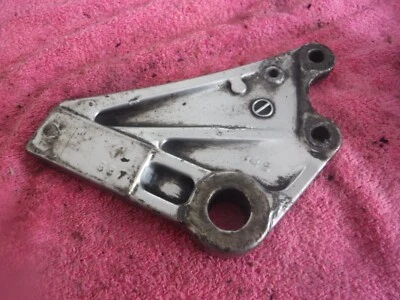 KAWASAKI Z750 ZR750 ZR-7S PLACA DE SUPORTE DE PINÇA TRASEIRA ANO 1999-05 - Imagem 1 de 2