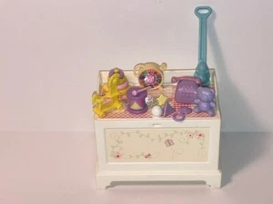Happy Family Barbie Opa Spielzeugkiste & Zubehör (siehe Hinweis unten) - Bild 1 von 5