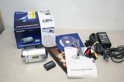 Sony DCR-SR47 Standard Definition Handycam Camcorder Silver - 60GB HDD - Image 1 of 4