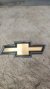 Bowtie Grille Emblem 4 headlamps 83-88 Chevy Blazer K5 Pickup C10 K10 Squarebody - Foto 1 di 8