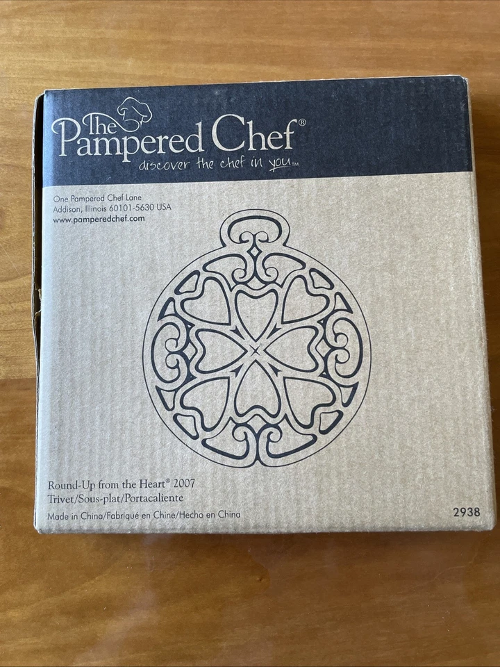 New Pampered Chef Round-up From The Heart 2007 Cast Metal Trivet 2938 Copper Top - Image 1 of 1