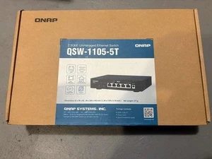 QNAP QSW-1105-5T 5-Port 2.5GbE Fanless Unmanaged Ethernet Switch Silent - Picture 1 of 1
