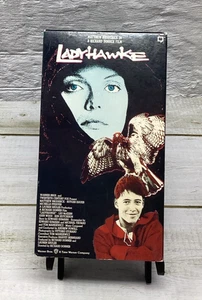 LadyHawke VHS 1991 Matthew Broderick, Rutger Hauer, Pfeiffer - Very Good - Bild 1 von 7