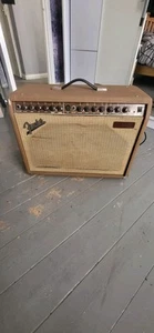Original Fender Acoustasonic 30 Amplifier - From James Music In Carmarthen - Picture 1 of 7