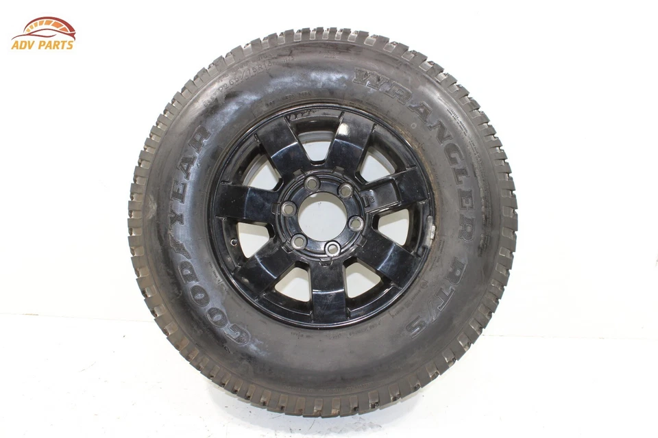 Hummer H3 2006-2008 rueda de repuesto neumático Goodyear 16" P265/75 R16 114S OEM Foto 1 de 4